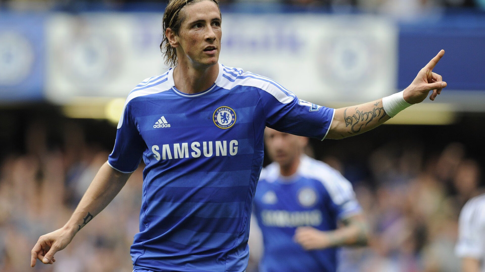 伊朗年轻球员表现抢眼,伊朗足球队目前厉害人物